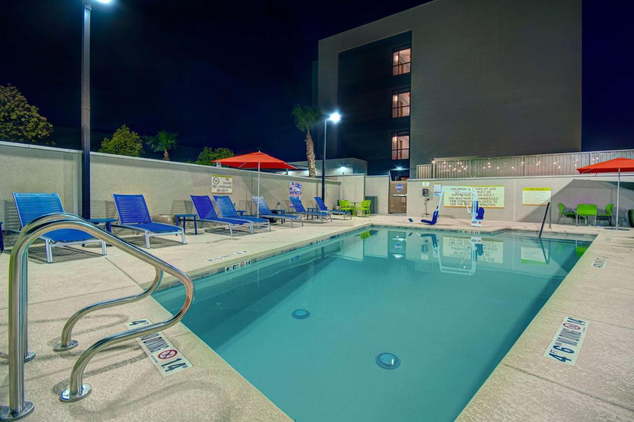 Home2 Suites By Hilton Las Vegas North Buitenkant foto